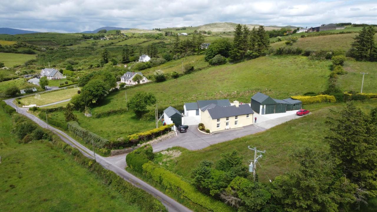 An Tigin Bui Villa Glanbannoo Upper Exterior photo